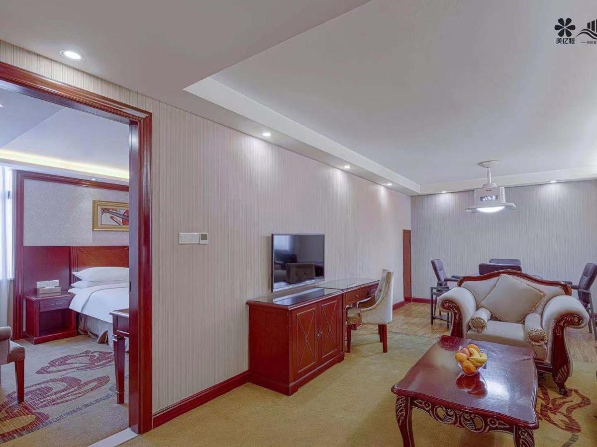 Vienna Hotel Changsha Mid Furong Road Экстерьер фото